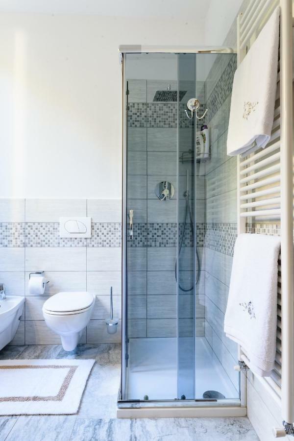 Lora Como Apartment, Free Private Parking Extérieur photo
